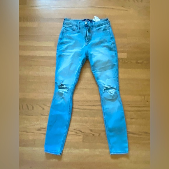 Hollister blue light-wash skinny jeans - Picture 1 of 3